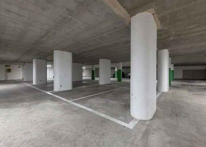 Fab With Pool & Terrace & Freepark 데센자노델가르다